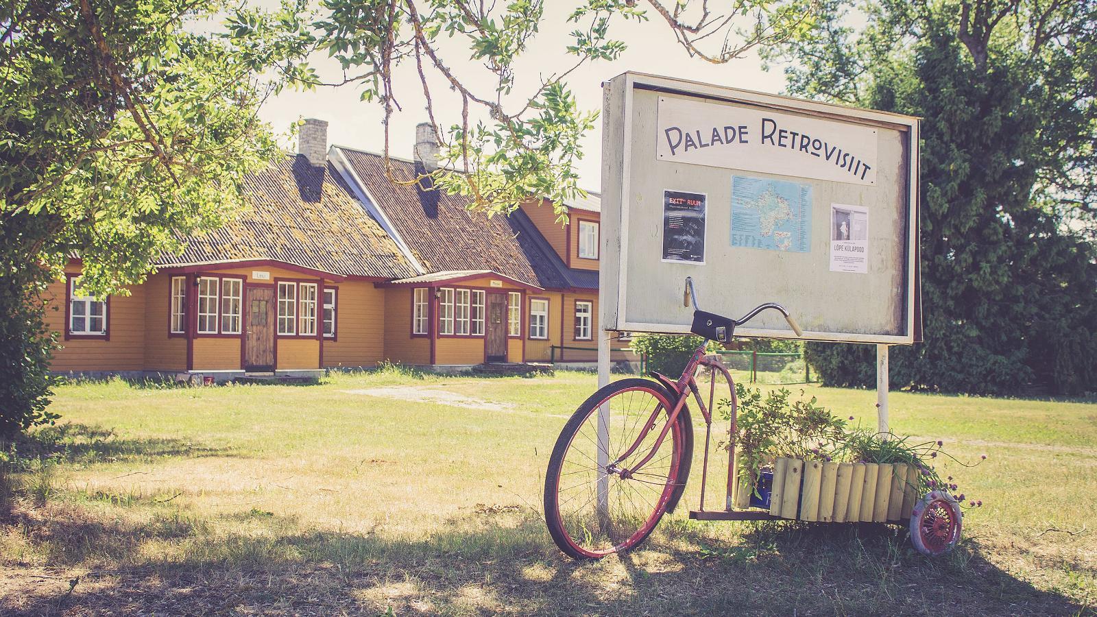 Palade Retrovisiit Leili