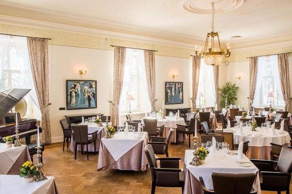 Restaurant im Gutshof Vihula (dt. Viol)