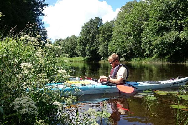 Seikle Vabaks (Freedom of Adventure) – kayak hike in Soomaa National Park