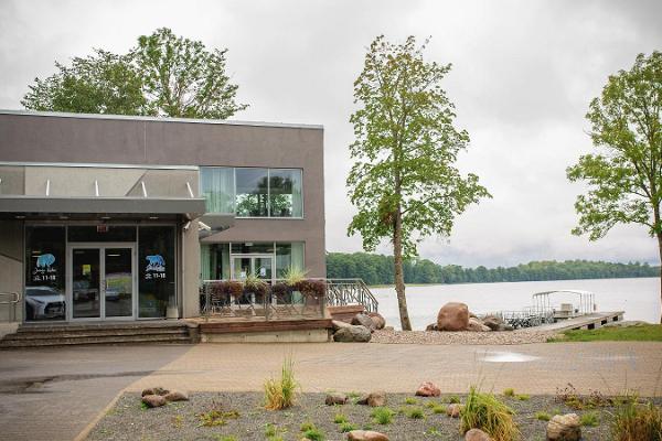 Ingången till Jääkaru kafé