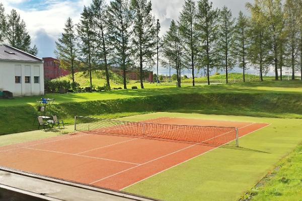 Valtu sports centre tennis court