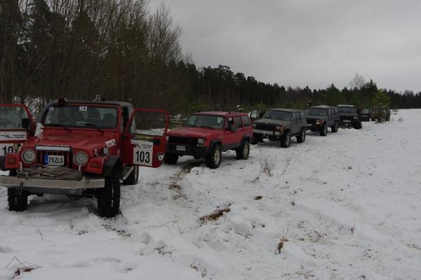 Saare Safari - mini sacīkstes un pārgājieni ar Jeep automašīnām