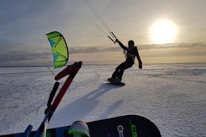 Pärnu Surf Centre – winter kiteboarding training at Pärnu Beach and elsewhere in Estonia