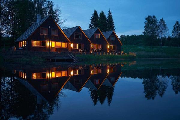 Kivitalu Country Hotel cottages