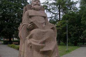 Jakob Hurts monument