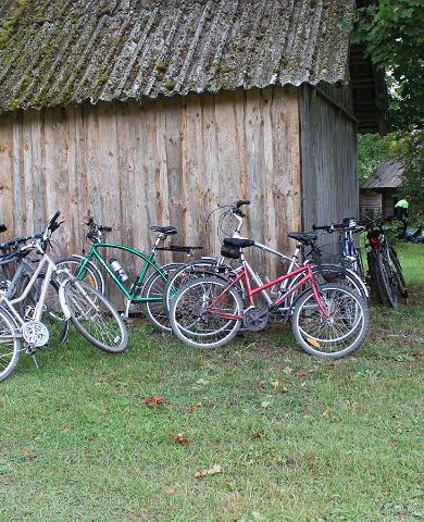 Bicycle hikes at Linnumäe Nature Farm