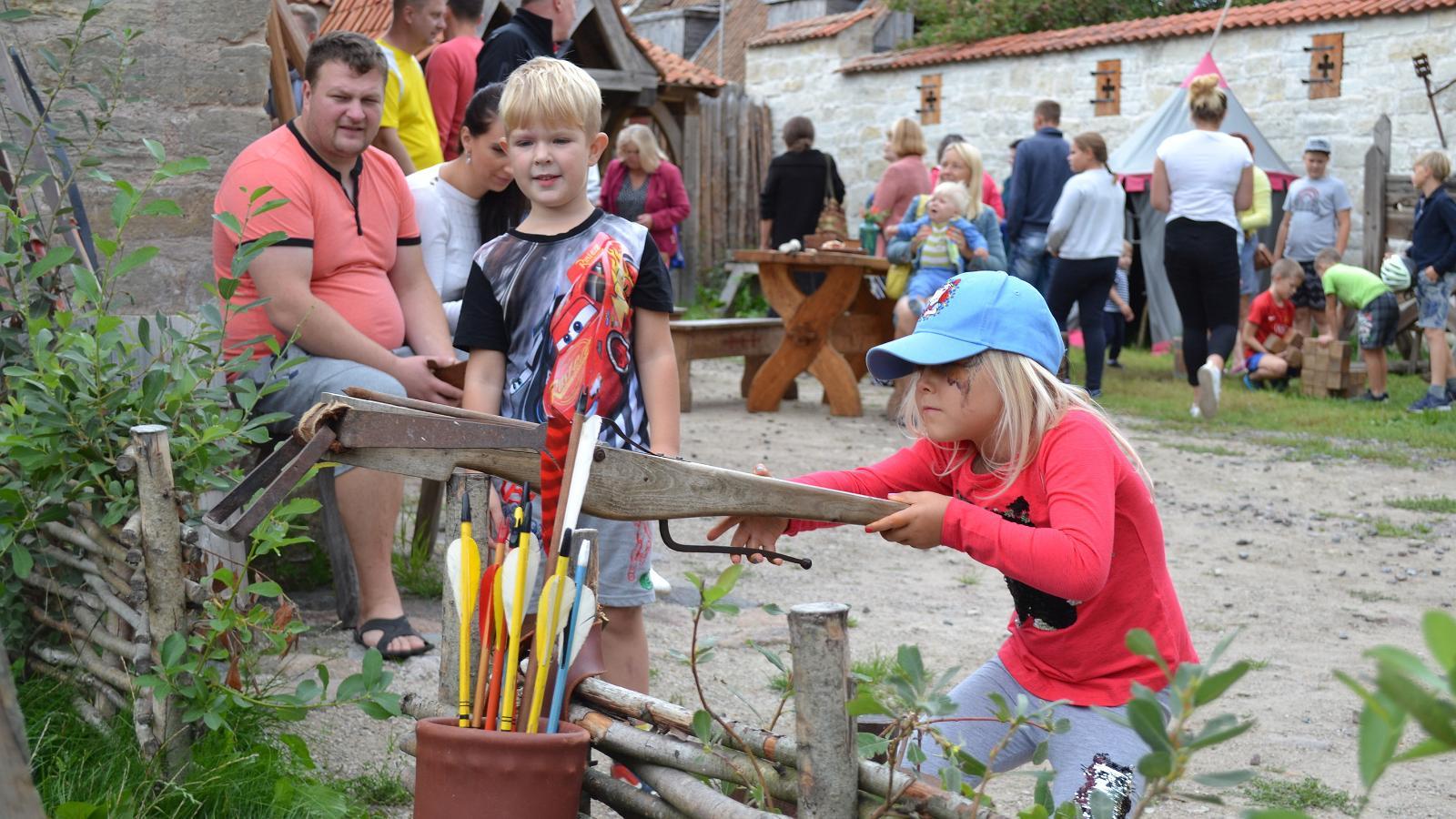 Medieval Activity Centre Archebald in Saare County