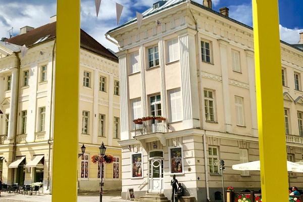 Det lutande huset i Tartu