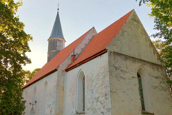 Die evangelisch-lutherische Kirche des Heiligen Laurentius zu Nõo