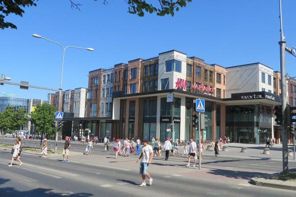 Shopping centre Kvartal in the heart of the city