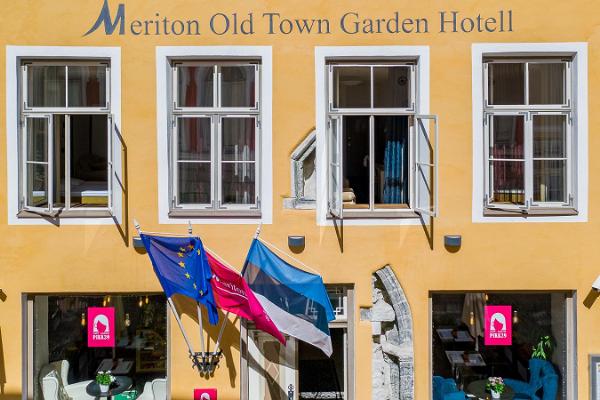 Meriton Old Town Garden Hotell