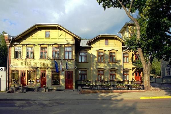 Arhitektūras interesentu un bohēmistu tikšanās vieta Karlova