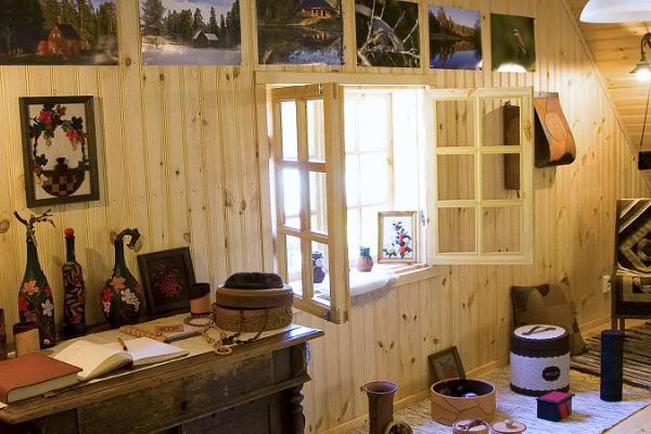 Roela Cone Hut Museum