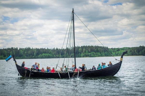 Voyages on the Viking ship "Turm"