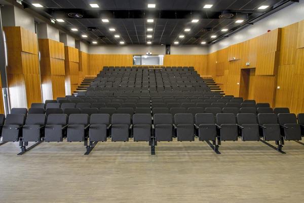 Seminar- und Konzertsaal des Kulturzentrums Elva