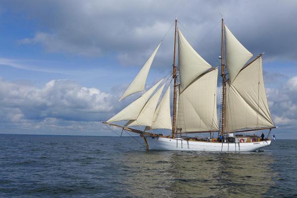 Summer sailing boat trips to Abruka Island on schooner Hoppet