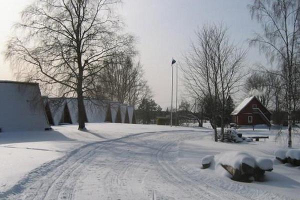 Wanderhaus und Campinghütten Kirikumäe