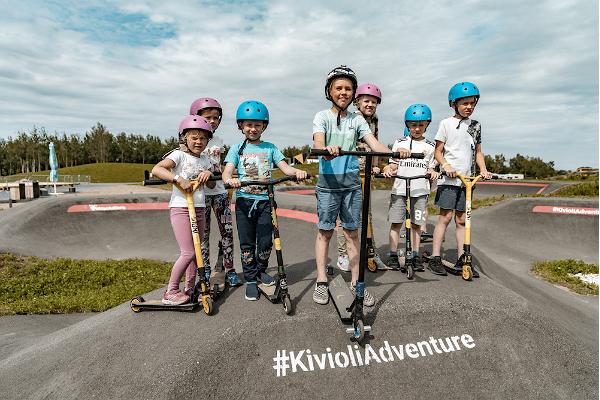 Erlebnispark für die ganze Familie des Abenteuerzentrums Kiviõli