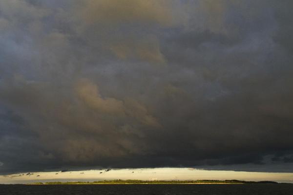 Mit dem Boot auf die Holme von Hiiumaa