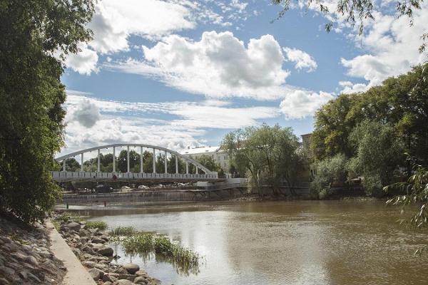 Cultural-historical walk in Tartu parks and on shores