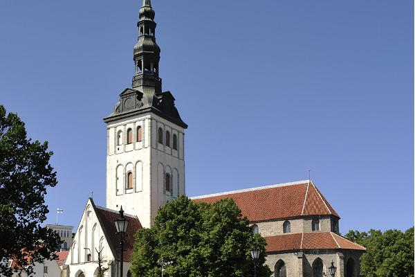 Nikolaikirche und das Museum in der Nikolaikirche