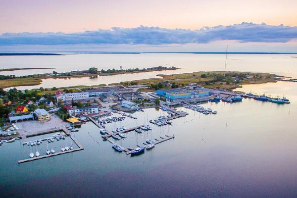 Grand Holm Marina restoran