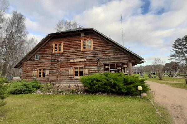Seto Tsäimaja ümbrus pakub kauneid vaataeid igal aastaajal.