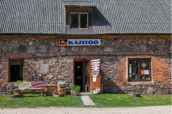 Hantverksbutik "Magasiait" i Alatskivi