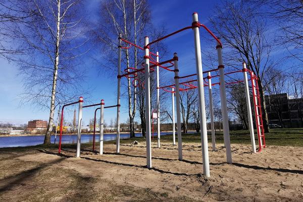 Freiluftkraftraum des Pilli Parks in Pärnu