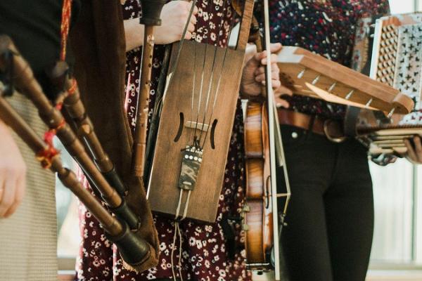 Konzert traditioneller Musik in Viljandi im Speicher der traditionellen Musik