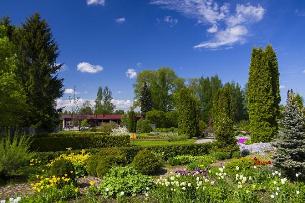 Räpina School of Horticulture collection garden