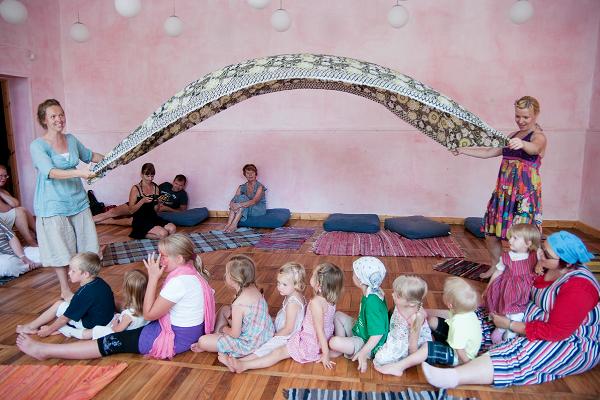 Song games workshop in the Estonian Traditional Music Centre in Viljandi