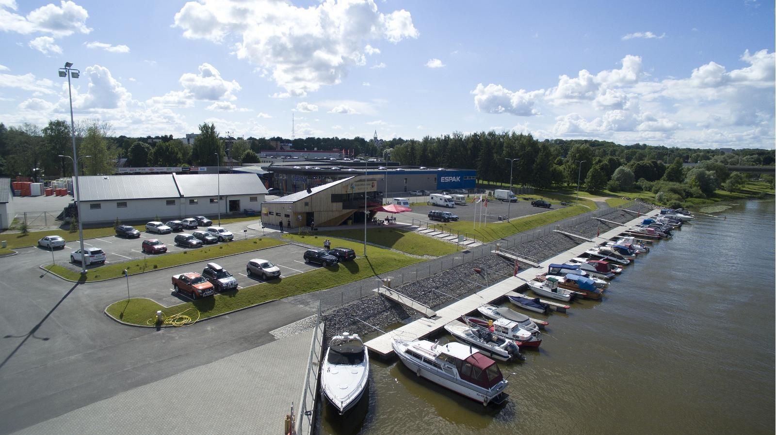 Tartu Karlova sadama karavanipark