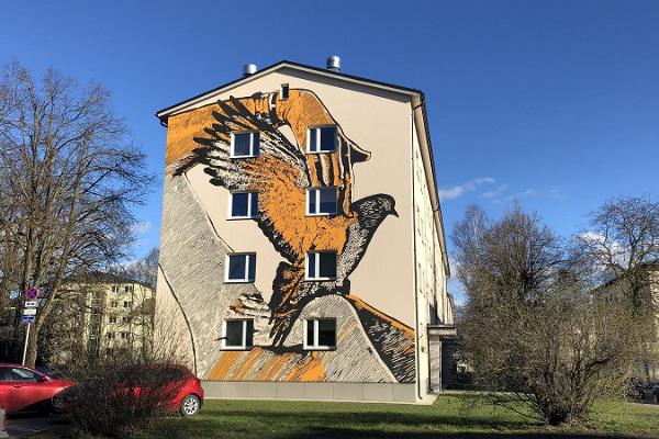„Smartowkas“ und Wandmalereien – Entdeckungstour in der Tartuer Freiluft-Stadtgalerie