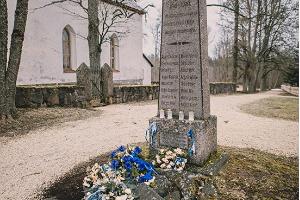 Vabadussõja mälestussammas Kolga-Jaanis