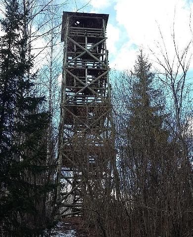 Lake Viti hiking trail and observation tower