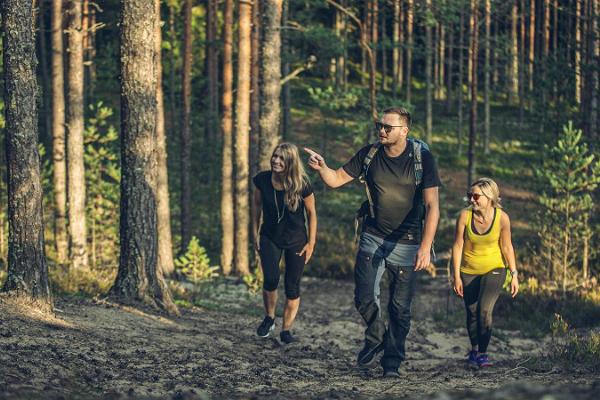 Natur- och folkminnesvandring i närheten av Viru-mossen