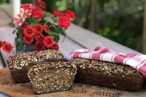 Bread and white bread workshop in Nõva Break tourist information café