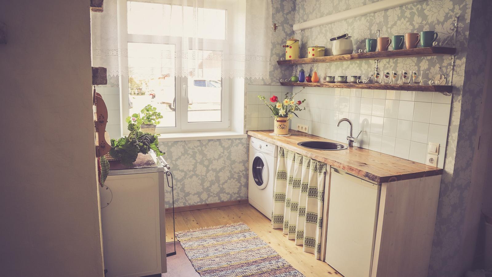 Kärdla Retrovisiit Helmi