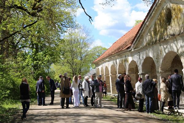 Herrenhaus Raikküla (dt. Rayküll)