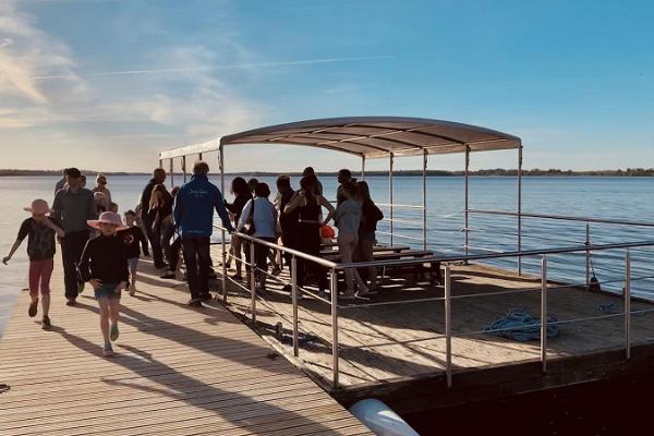 Floßfahrt des Eiszeit-Zentrums auf Saadjärv