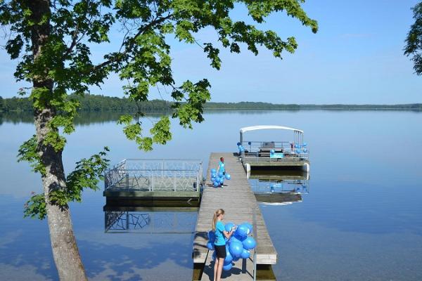 Floßfahrt des Eiszeit-Zentrums auf Saadjärv