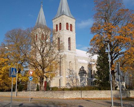 Tuur Eduard Kondi muinasjuttude jälgedes