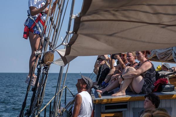 Historiska äventyr ombord segelbåten Hoppet