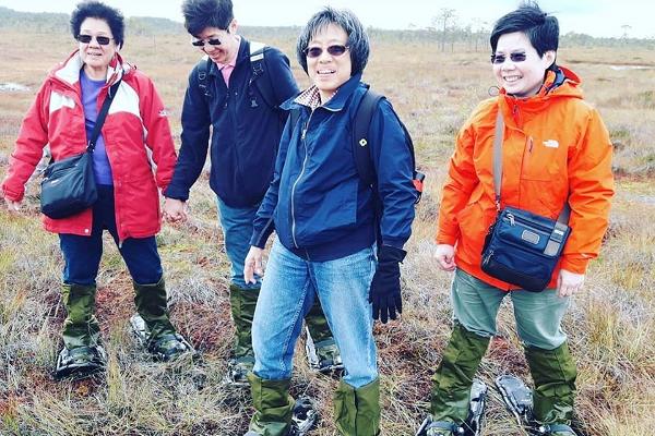 Snowshoe hike in Endla bog