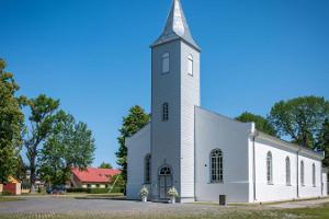 Kärdla kirik (Church in Kärdla)