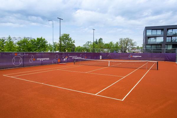 MyGames contactless tennis court