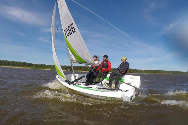 Segelbootverleih am See Võrtsjärv