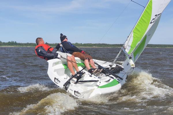 Segelbootverleih am See Võrtsjärv