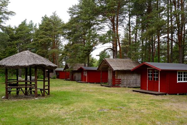 Kihnu Linakilas kempings "Rannakämping" un nakšņošana teltīs